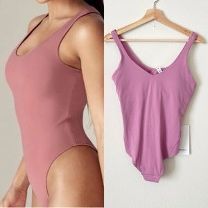 NWT Lululemon SIZE 6 Align Bodysuit - Velvet Dust